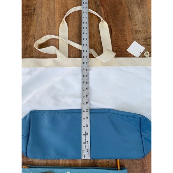 Disney Cruise Line Castaway Club Tote Bag Wet Dry Bag Set Blue White Zipper New - Picture 11 of 13